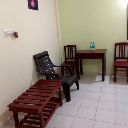 מלון העיר בנגלור Vega Residency מראה חיצוני תמונה