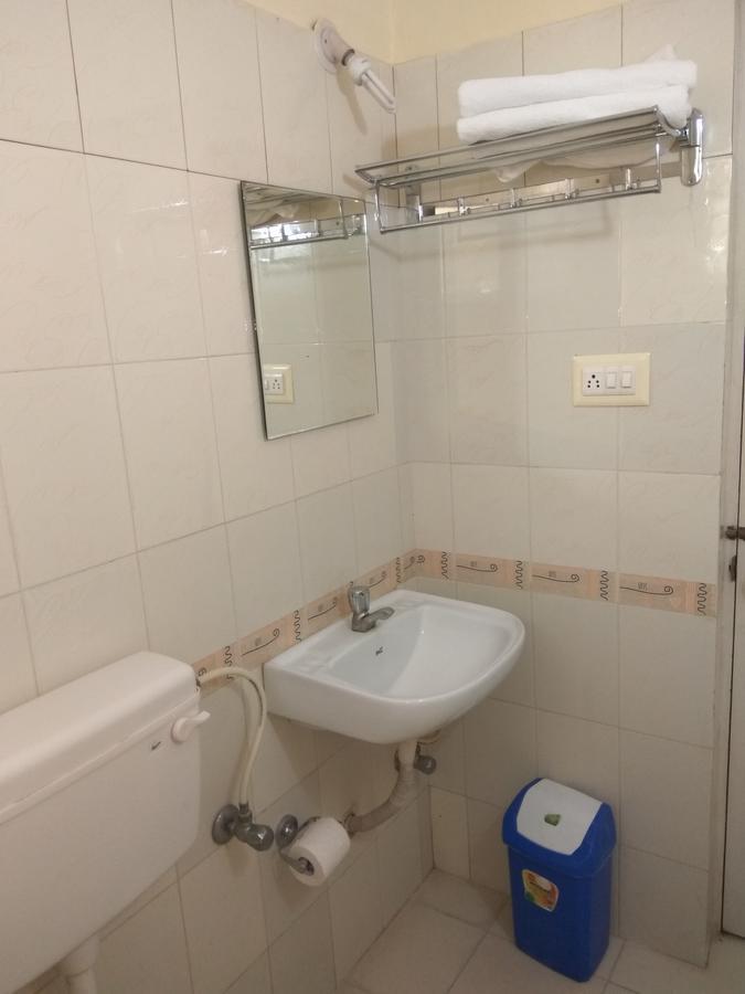 מלון העיר בנגלור Vega Residency מראה חיצוני תמונה