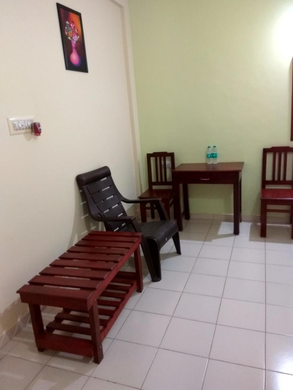 מלון העיר בנגלור Vega Residency מראה חיצוני תמונה